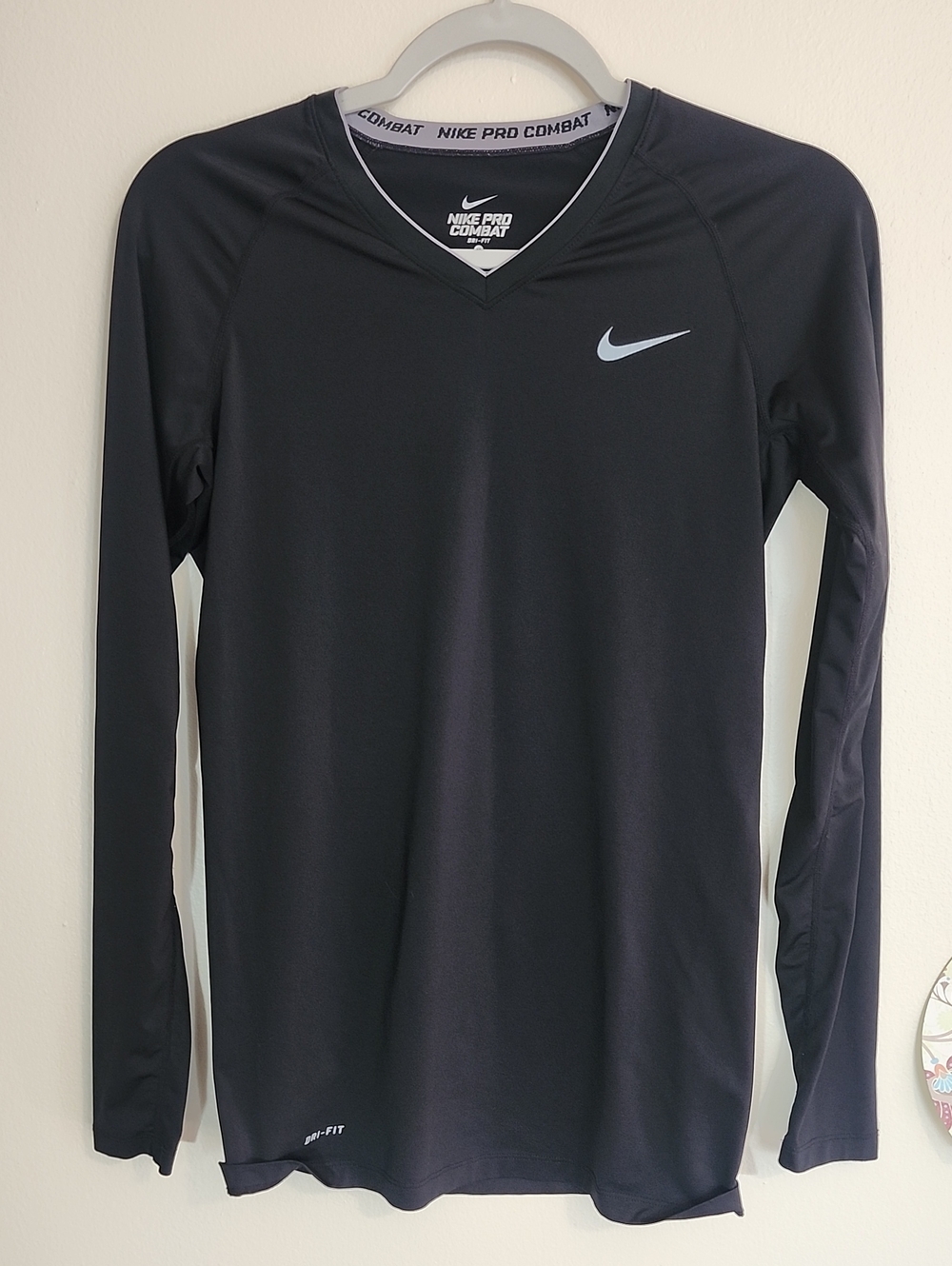 Nike Pro Combat Black Long Sleeve Dri-FIT Top/Size M